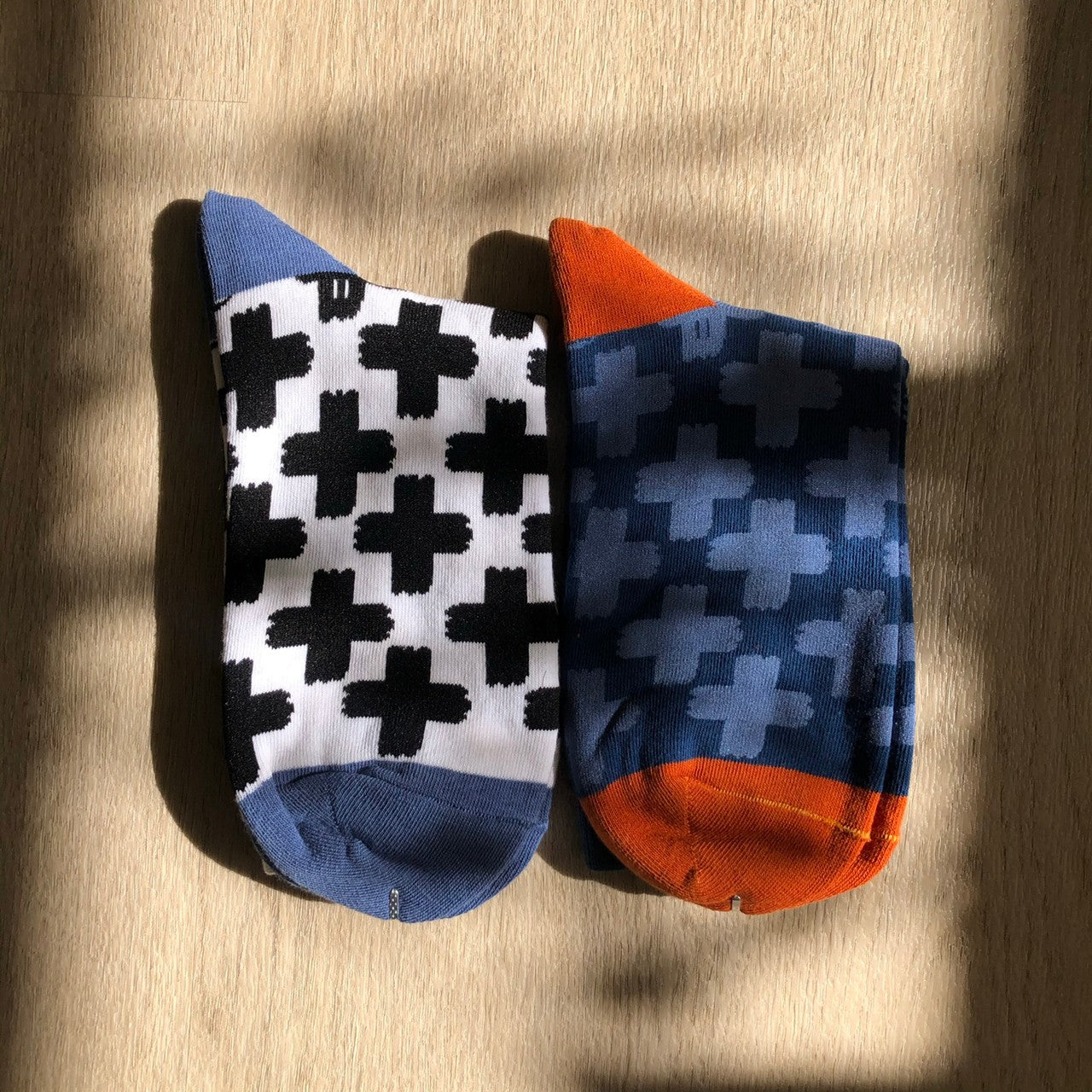 deechu 品牌印花棉襪【黑白】